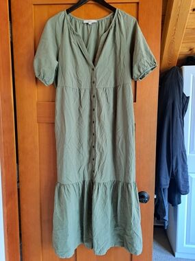 Ann Taylor LOFT Olive Green Button-Front Midi Dress